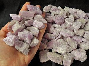 100 Grams Raw Kunzite Crystal Healing Gemstones - Medium Sizes