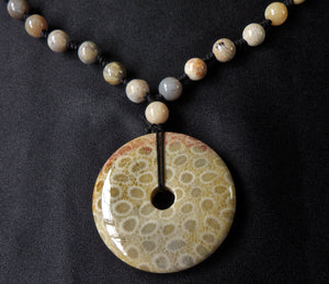 Sea Fossil Coral Jade Indonesia Crystal Stone Pendant with Beads Necklace - CJ10115