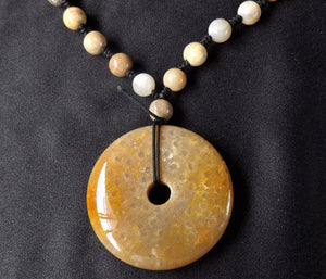 Sea Fossil Coral Jade Indonesia Crystal Stone Pendant with Beads Necklace - CJ10117